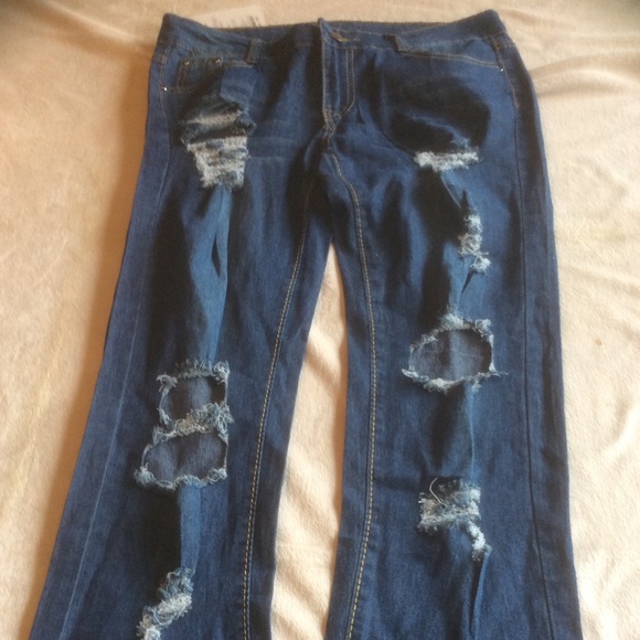 NWT LXJ size 2X distressed jeans - Picture 4 of 10